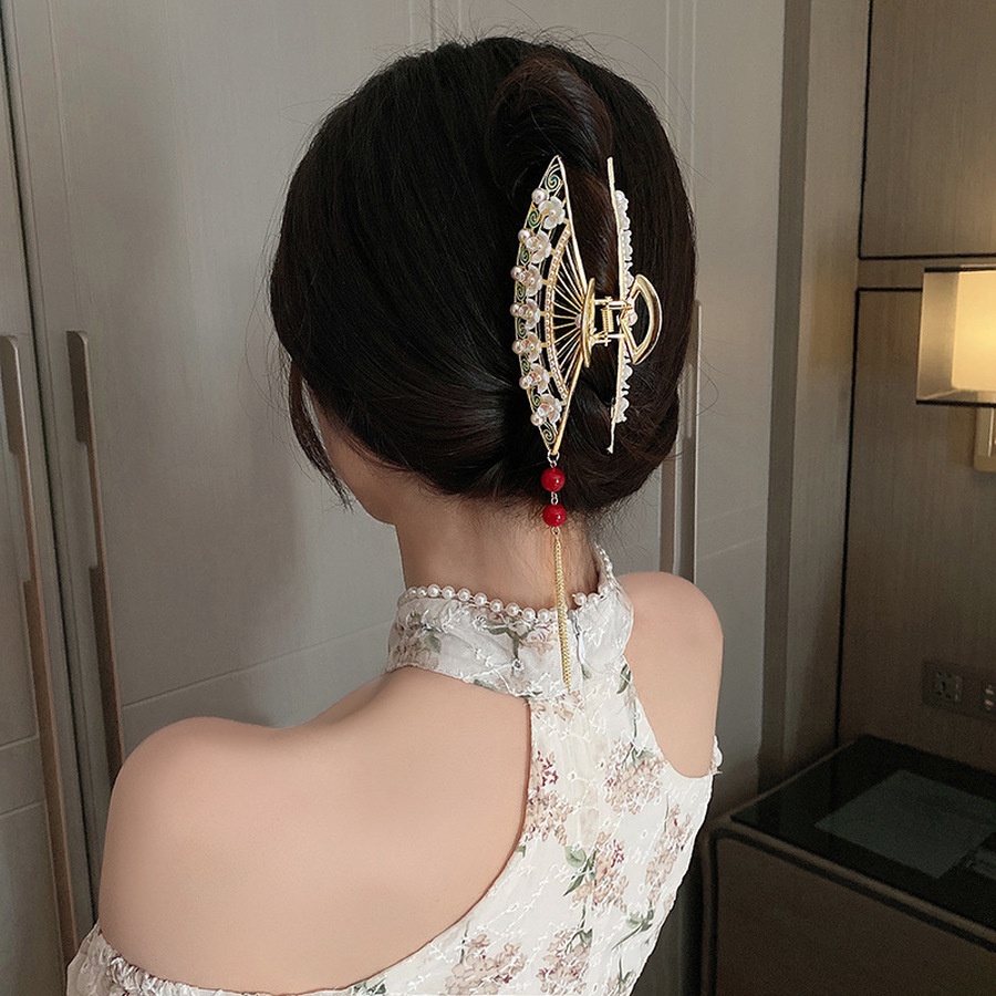 Jepit Rambut Model Rumbai Aksen Mutiara Bahan Alloy Gaya China Retro Untuk Wanita