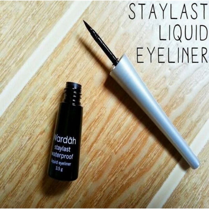 Wardah eyeXpert staylast liquid eyeliner