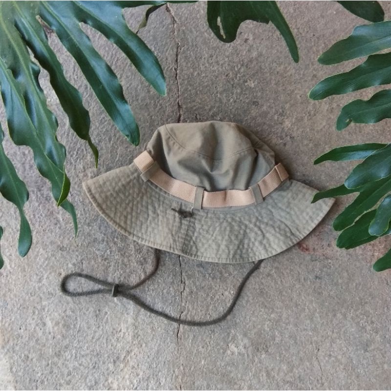 jungle hat sage green pesanan