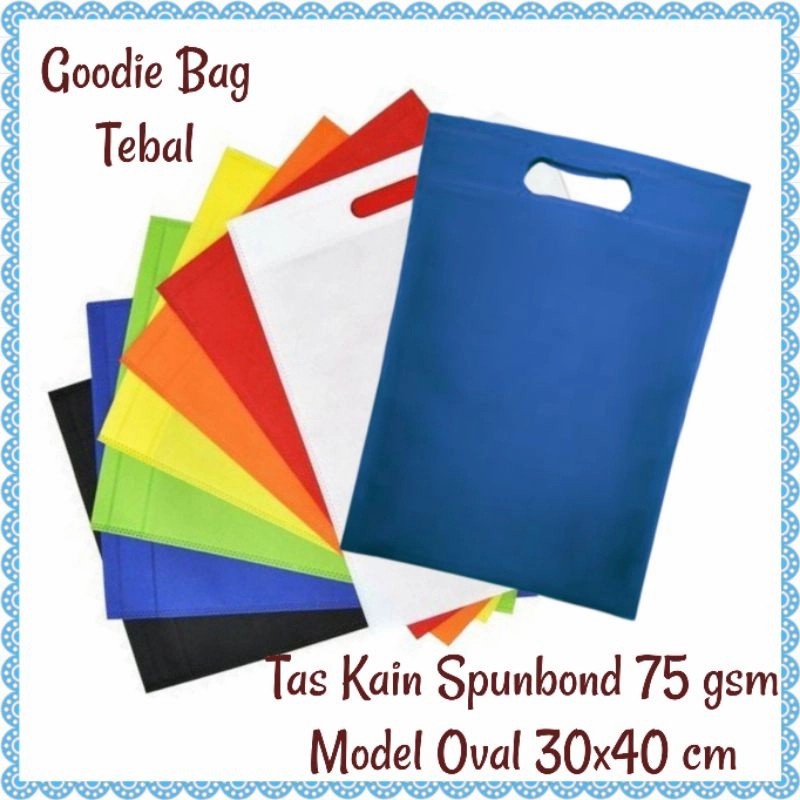 

Tas Spunbond Oval 30x40 Kantong Kain Goodie Bag Polos Besar Utk Blanja