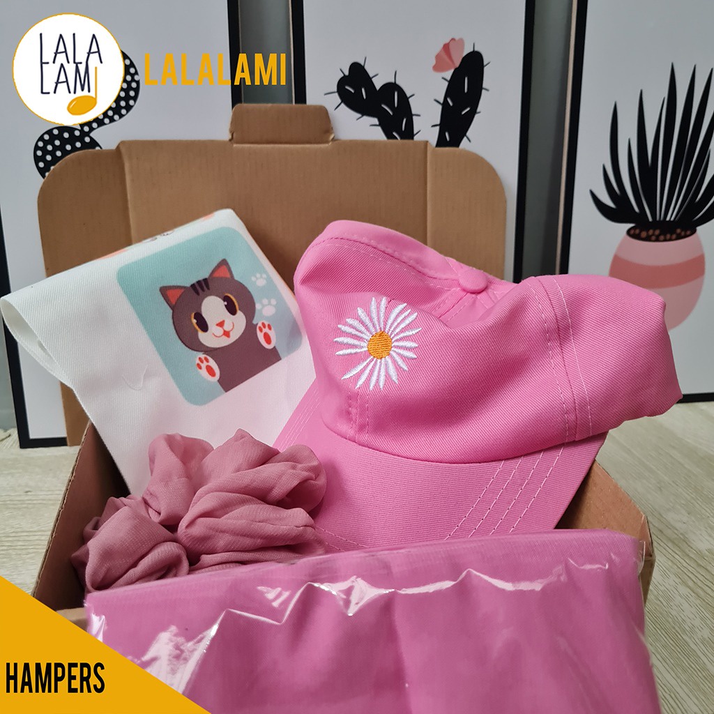 

Hampers Wanita, Hampers Estetik, Hampers Jilbab, Hampers Girly Pink
