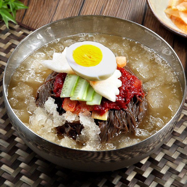 

Naengmyeon Sari - Mie Dingin Korea 100gr Tanpa Bumbu