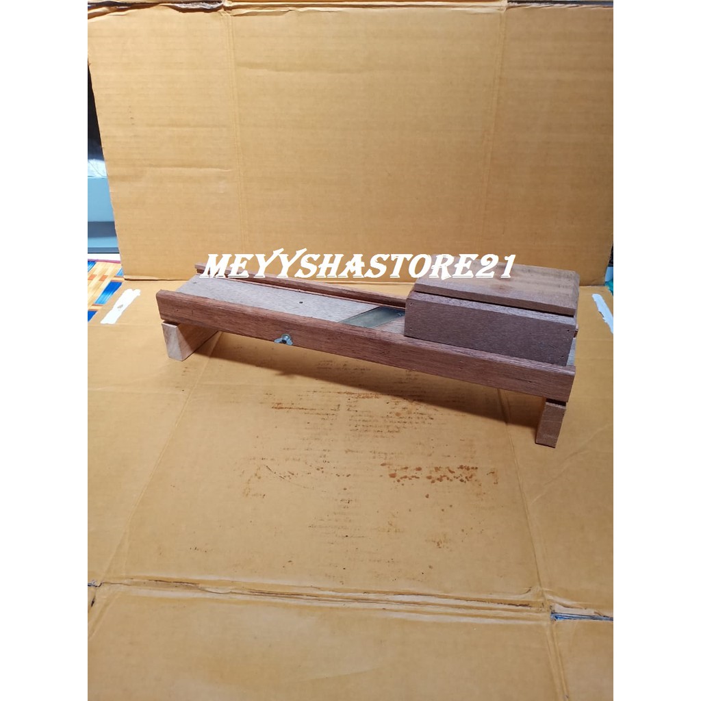 Parutan bawang/parut singkong& ubi/manual