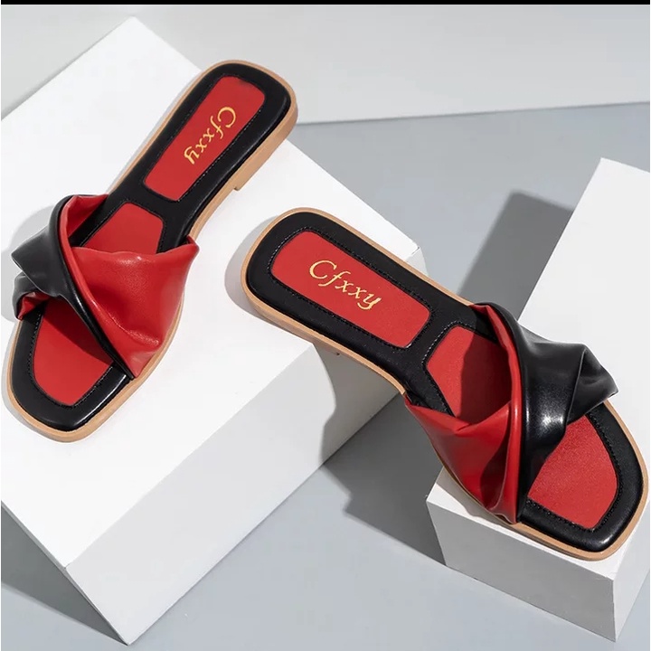 Sandal Wanita Terbaru Flat Lily/Sandal Flat Terbaru