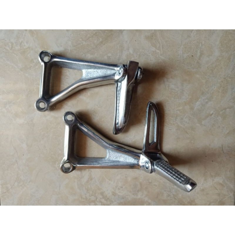 postep foostep belakang CBR 650 foostep CBR 650 - postep foostep belakang CBR 650 postep cb 650