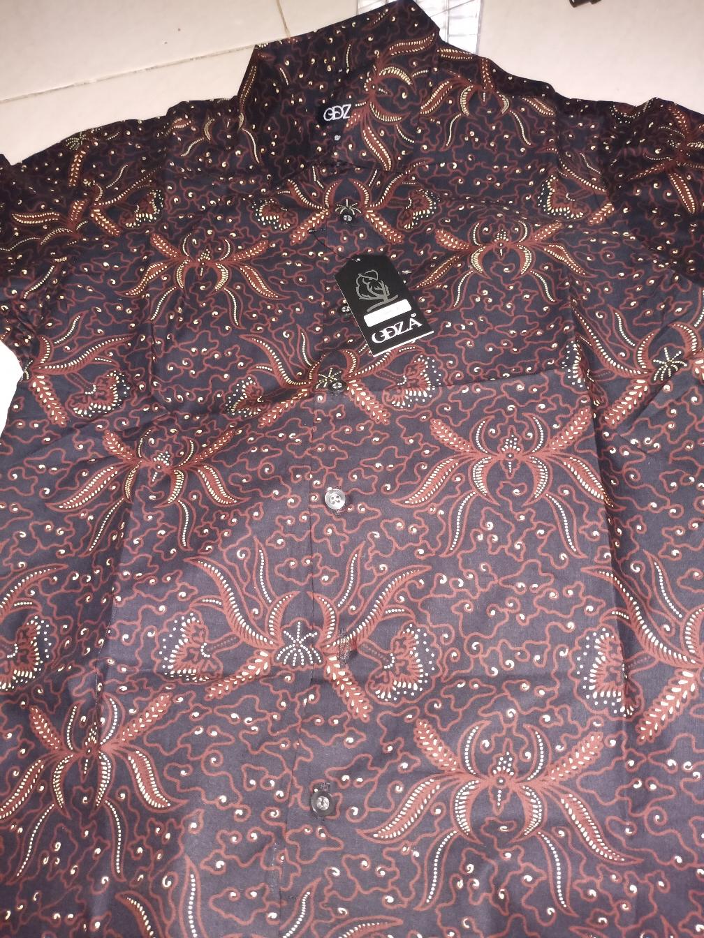 Odza Kemeja Batik Pria Slim Fit Modern Mewah Lengan Pendek Slimfit Delsiwa