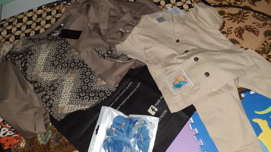 Free Cepol ( Kunciran Motif )masker &  Goodie Bag Hmi - Valen Tunik Batik By Hijab Mamah Icis