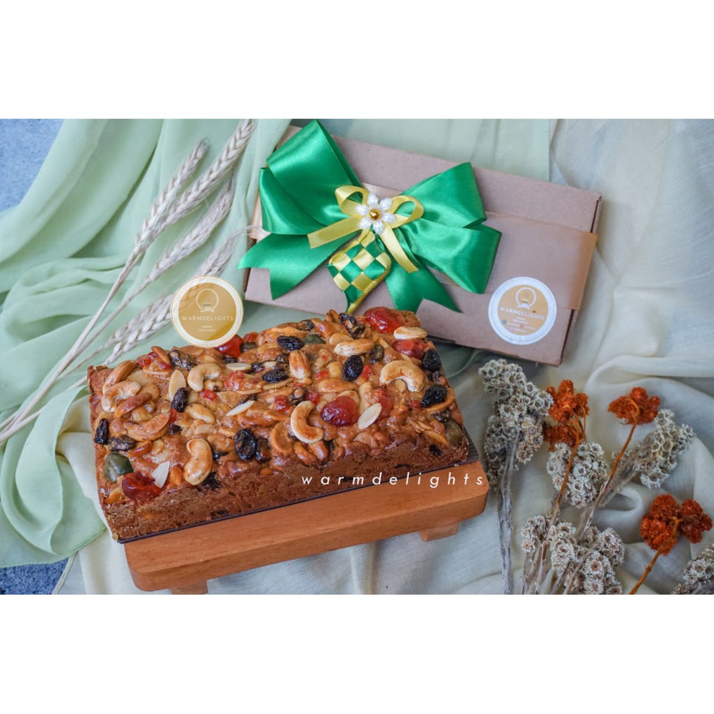 

HAMPERS-C, ENGLISH FRUITCAKE, 750 Gram