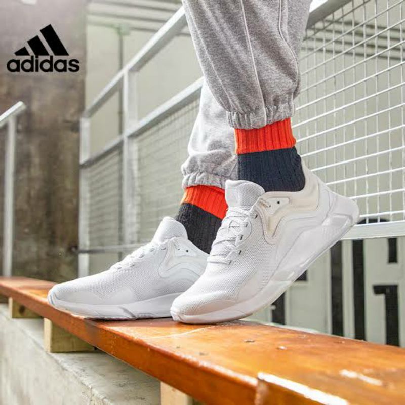 (size 40⅔ dan 42) adidas RUNNING Edge XT Pria Putih FW0670 BNIB