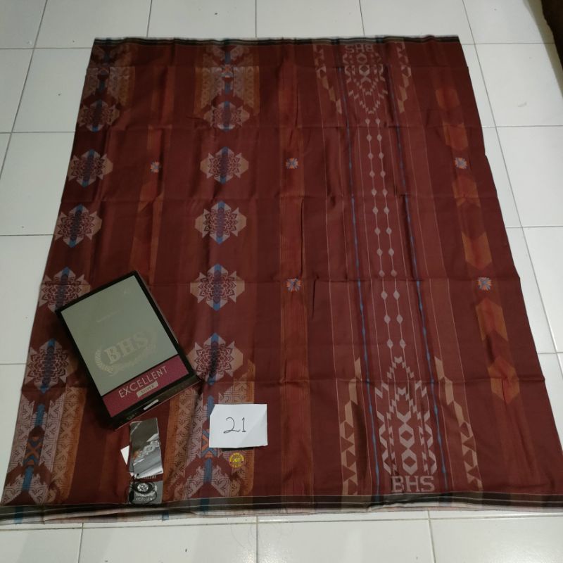 BHS excellent JACQUARD SILVER