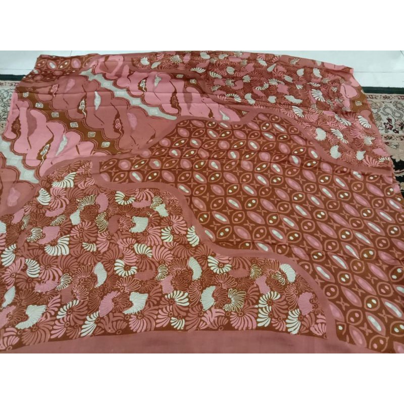 kain batik wanita cap kombinasi tulis khas trusmi cirebon motif pulauan puloan pulo bahan sutra asli