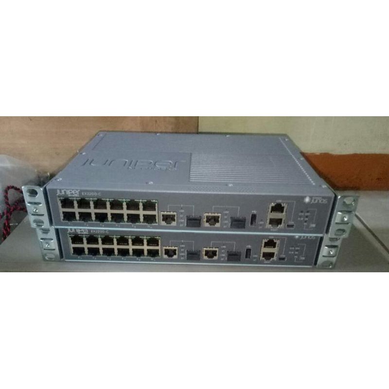 JUNIPER Switch Managed EX2200-C-12P-2G