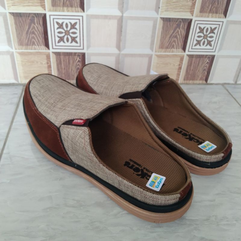 sepatu sandal pria selop Boston nyaman dipakai enggak licin