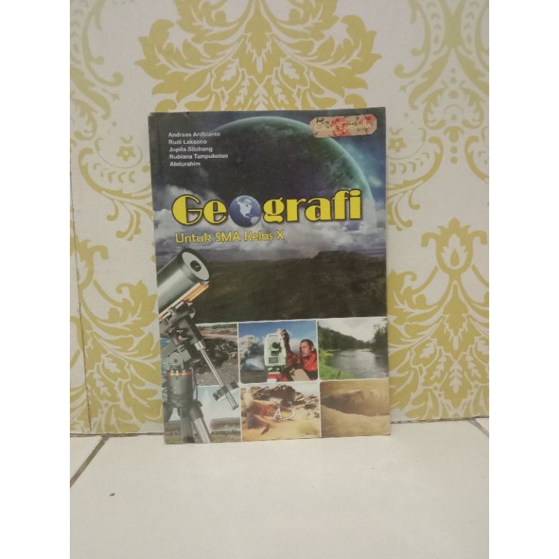 

GEOGRAFI Untuk SMA Kelas X