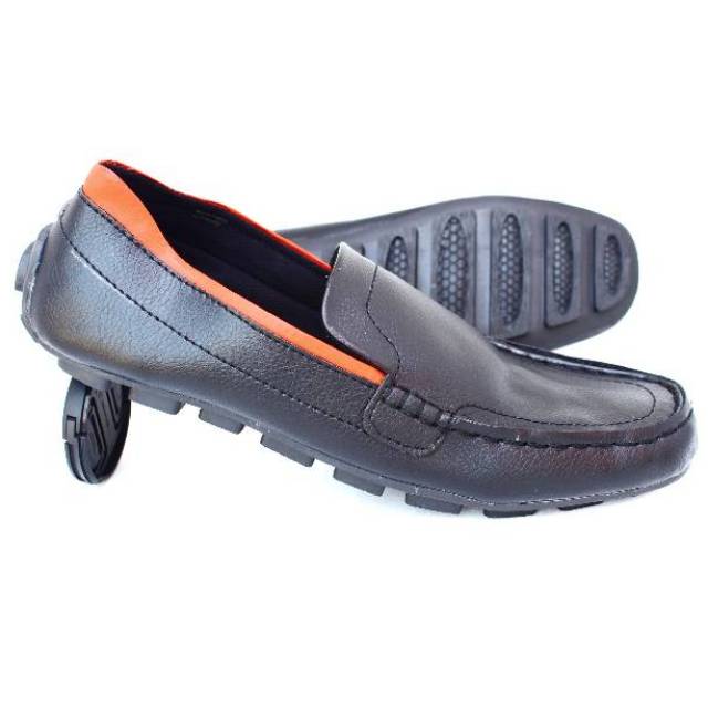 SEPATU SLIP ON PRIA FASHION CASUAL SLOP WRINGKEL GAYA TRENDI MASA KINI MAIN KERUT RUBICON ARCIT