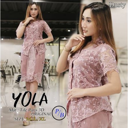 set kebaya tulle yola berkualitas