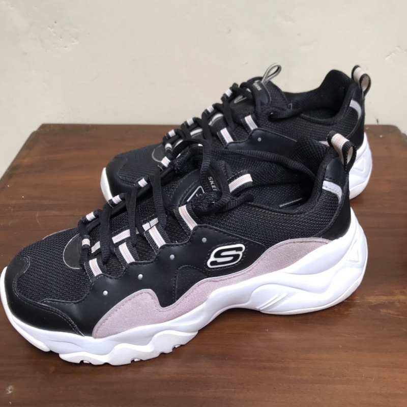 sepatu skechers air-cooled memory foam preloved