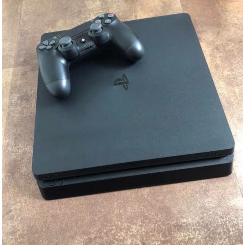 PS4 slim 500gb Hen 6.72