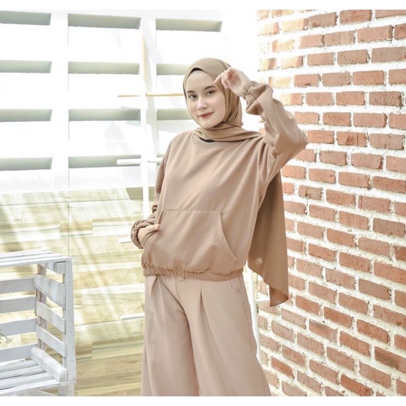 Tq88indonesia Baju Sweater Wanita Terbaru / SUNWO CROOPE SWEATER / Switer Cewek / Ootd Terbaru / Outfit Kekinian / Pakaian Casual Wanita