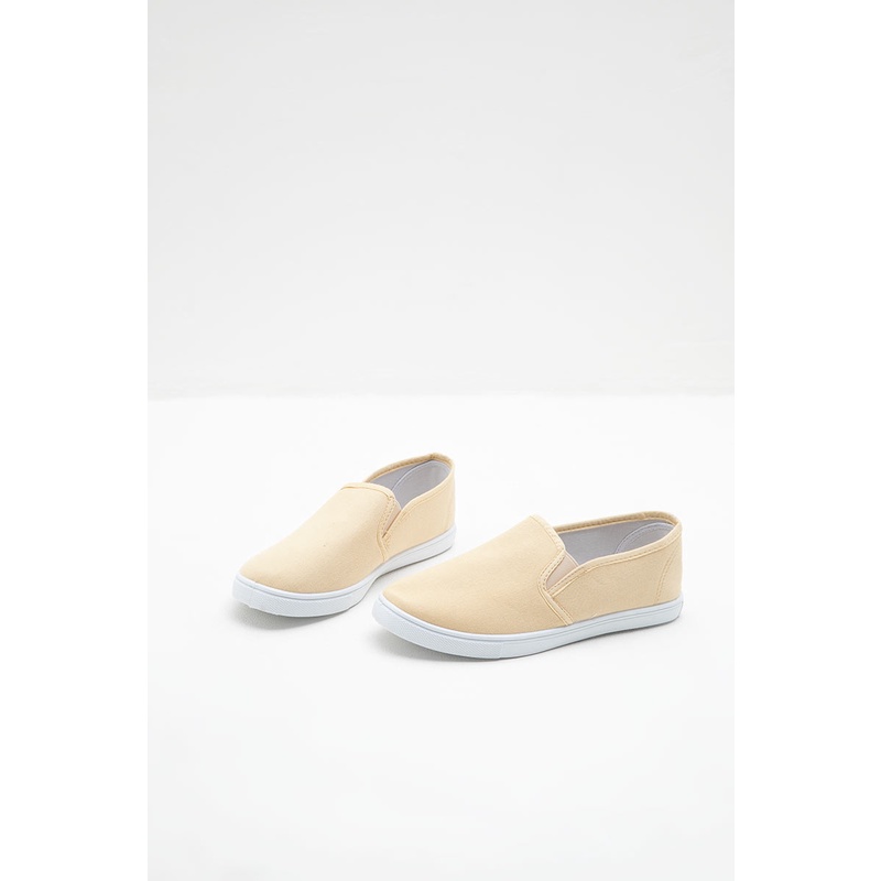 Berrybenka - Sepatu Sneakers Wanita Sofia Selly Low Ankle Sneaker-1