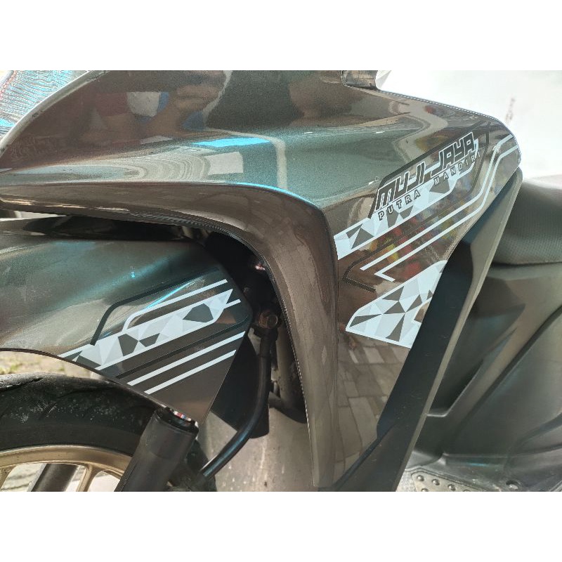 STRIPING TRANSPARAN VARIO 125 OLD - BOHLAM LIVERY BUS MUJI JAYA