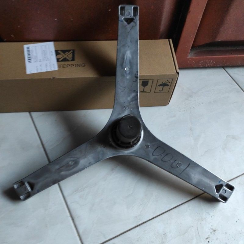 MFC90 ; ORIGINAL PART SPIDER ASSY / BESI SEGITIGA TABUNG BUAT MESIN CUCI MIDEA MF100W85B  MFC90