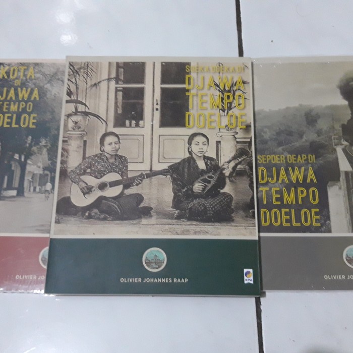 set 3buku olivier johannes raap soeka doeka-kota di djawa-sepoer oeap