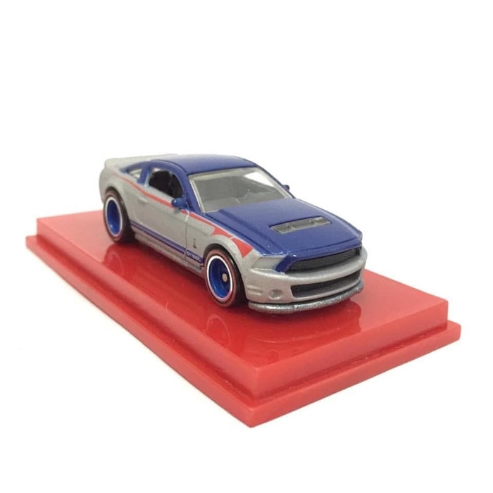 Hot Wheels Garage Ford vs GM 10 Ford Shelby GT500 - Base Besi Ban Karet