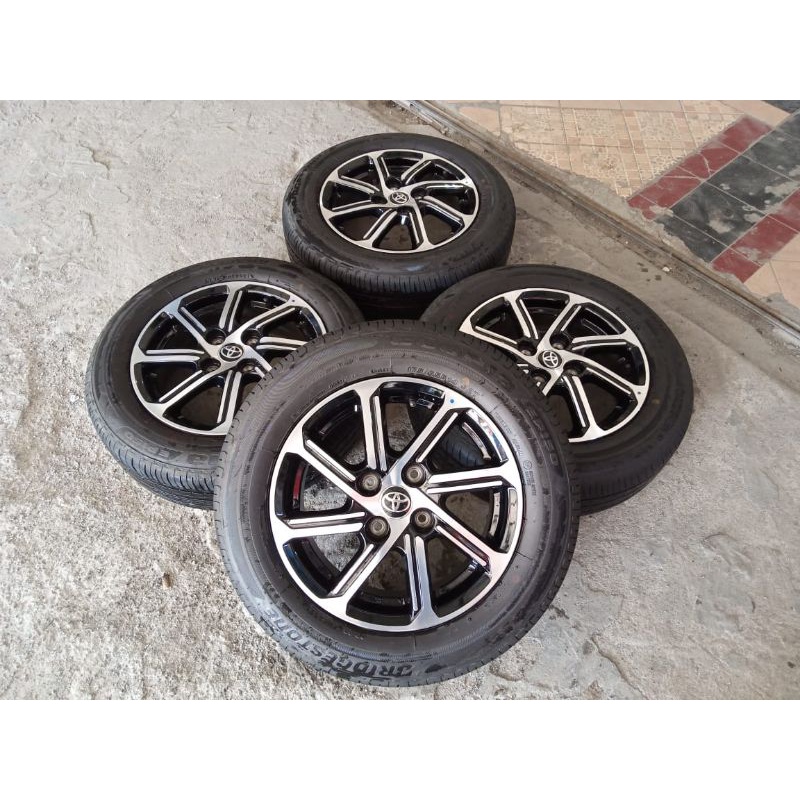 Velg Mobil Second New Agya Ring 14 pcd 4x100 Ban Bridgestone 175 65 R14