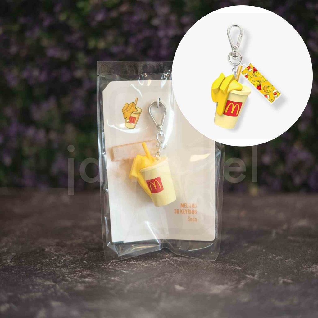 Merch McD Melting Keyring Soda - BTS