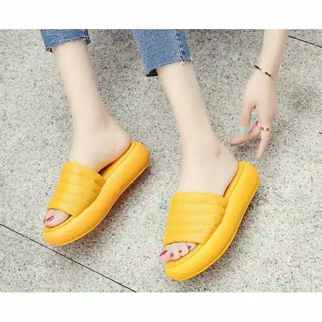 PROMO AHIR TAHUN  SGG 24 Filip Flop wedges bapau New