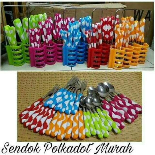 TERLARIS&quot; SENDOK POLKADOT