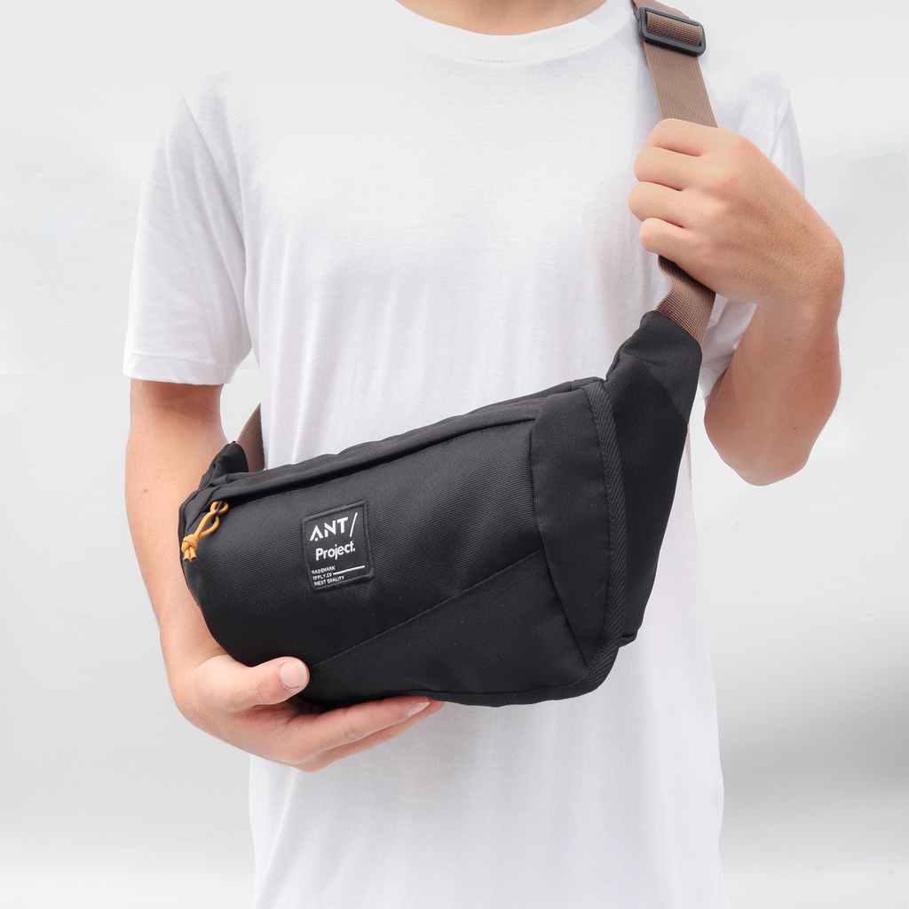 ANT PROJECT - Waistbag Pria ZENON BLACK