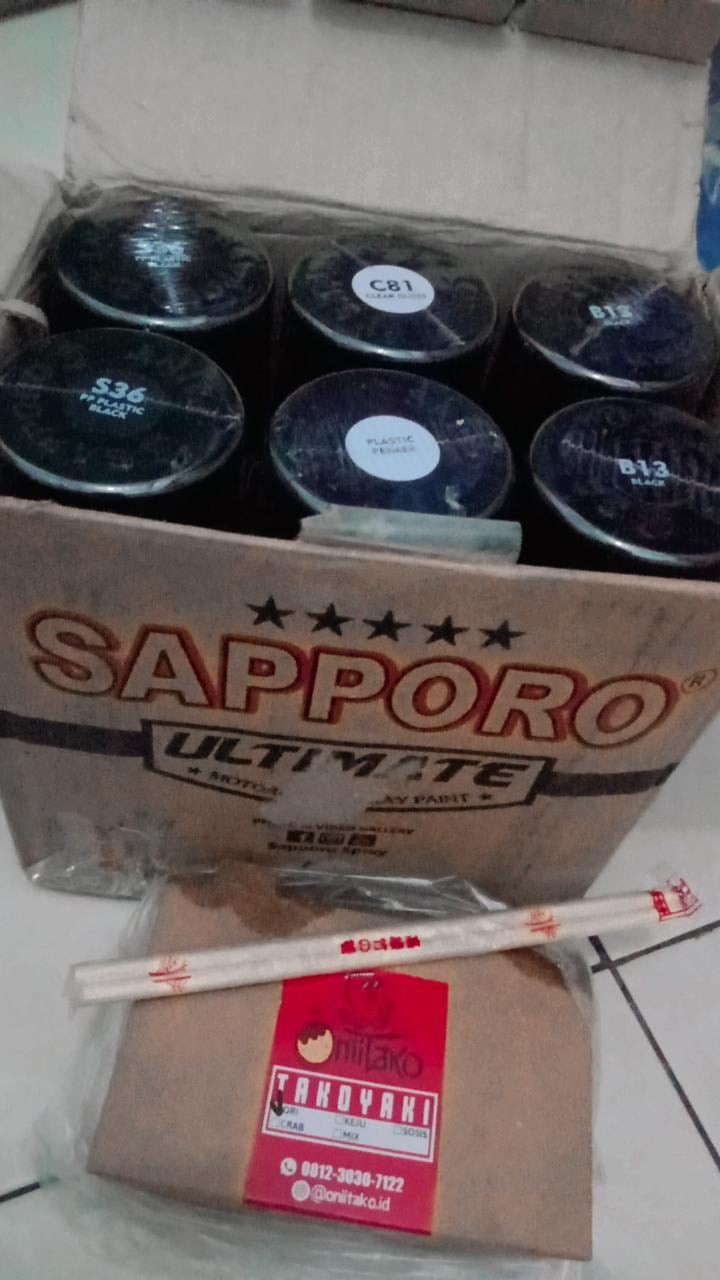Sapporo Ultimate B13 Black Hitam Kilap Glossy Tahan Bensin 400ml
