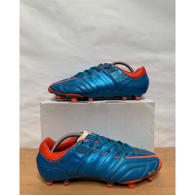 sepatu bola Adidas 11Pro Adipure TRX FG