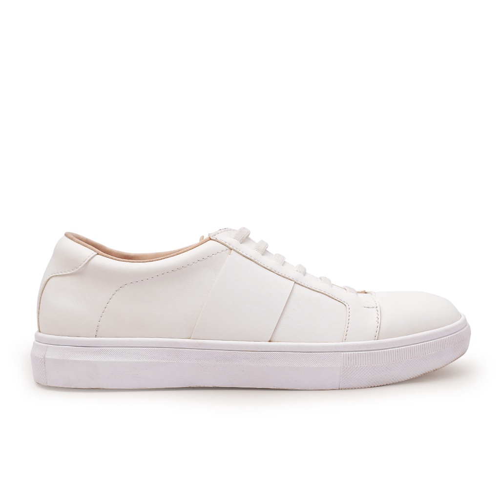 KHK by Khakikakiku OWIEN WHITE Slip On