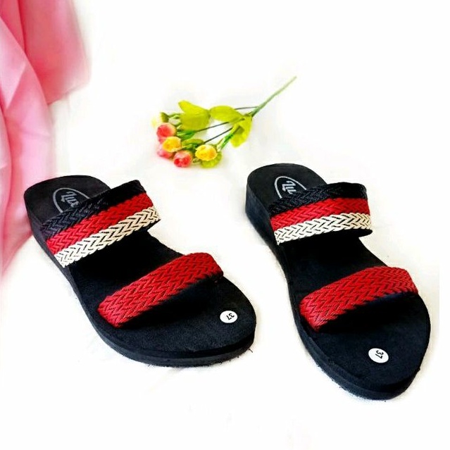 Sandal Wanita Turki Ban 2 / Sandal Wanita Turki Kekinian / Sandal Selop Wanita / Sandal Selop Spon ( Ban2Lama)