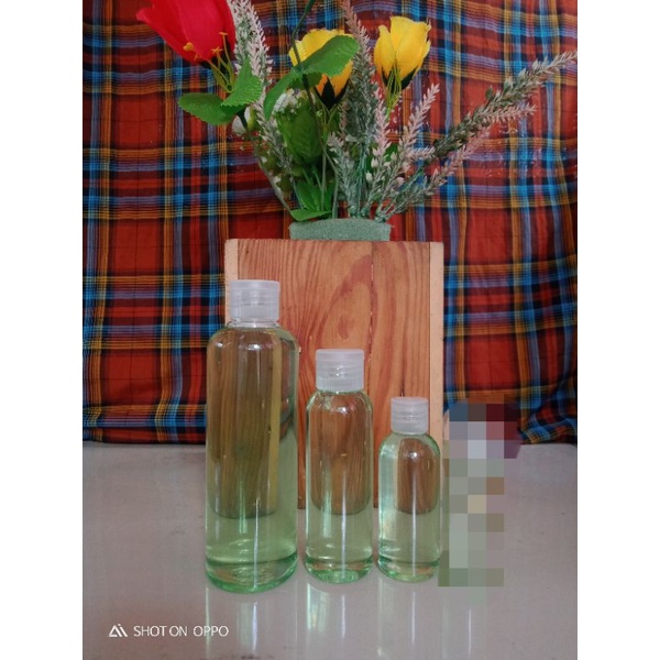 MINYAK KAYU PUTIH ASLI PULAU BURU