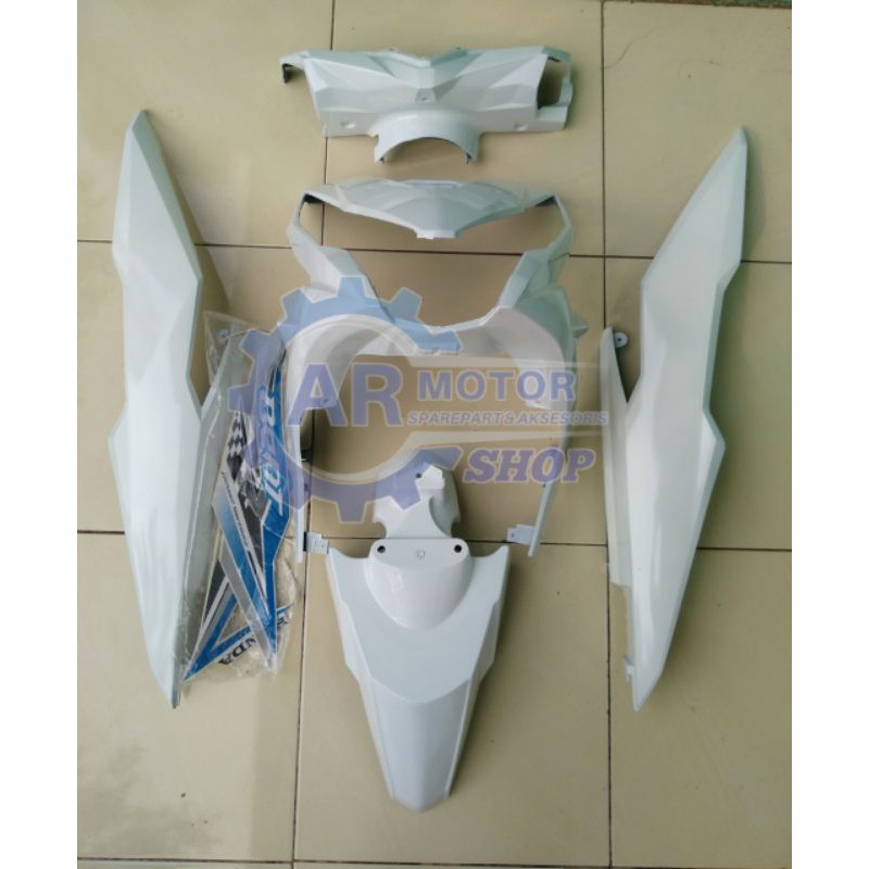 FULL BODY HALUS BEAT NEW / ESP PUTIH PLUS STIKER