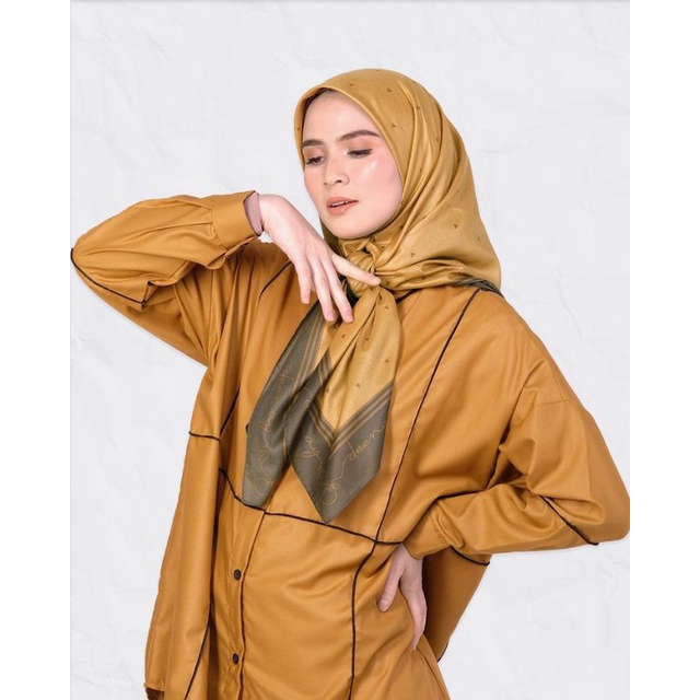 HIJAB DEENAY ISHANA MUSTRAD