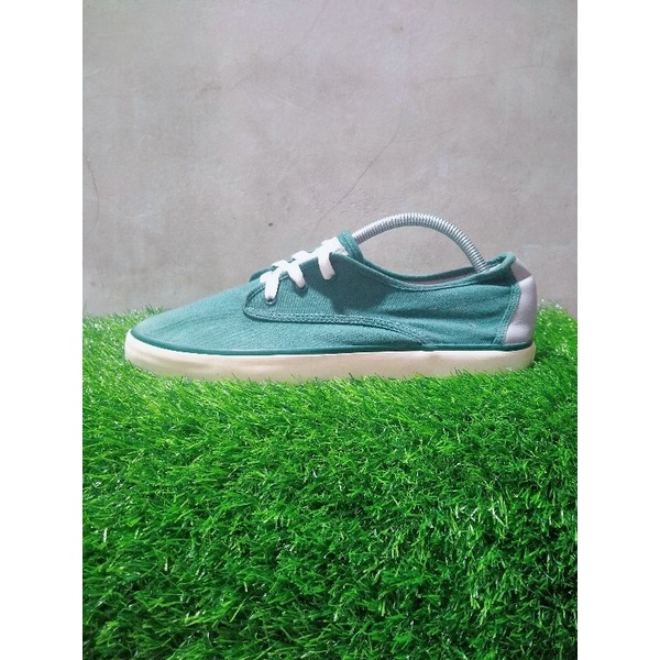 Sepatu  ( Converse Hijau )