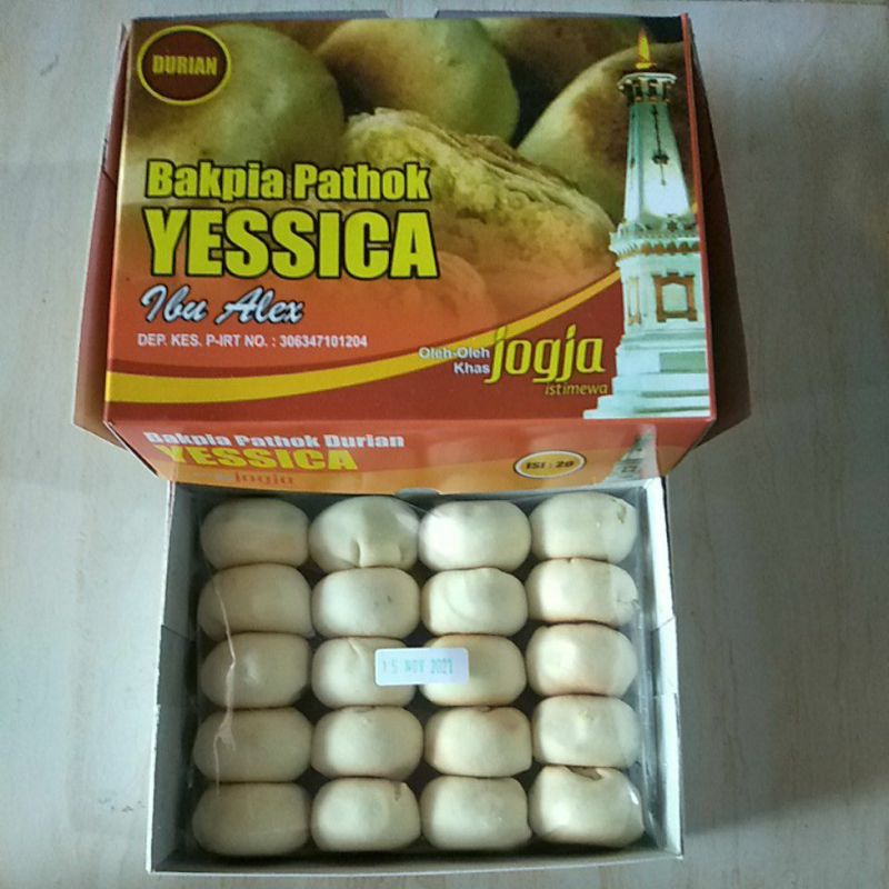 

KHAS JOGJA⚡ BAKPIA PATHOK YESSICA | Kue pia RASA DURIAN