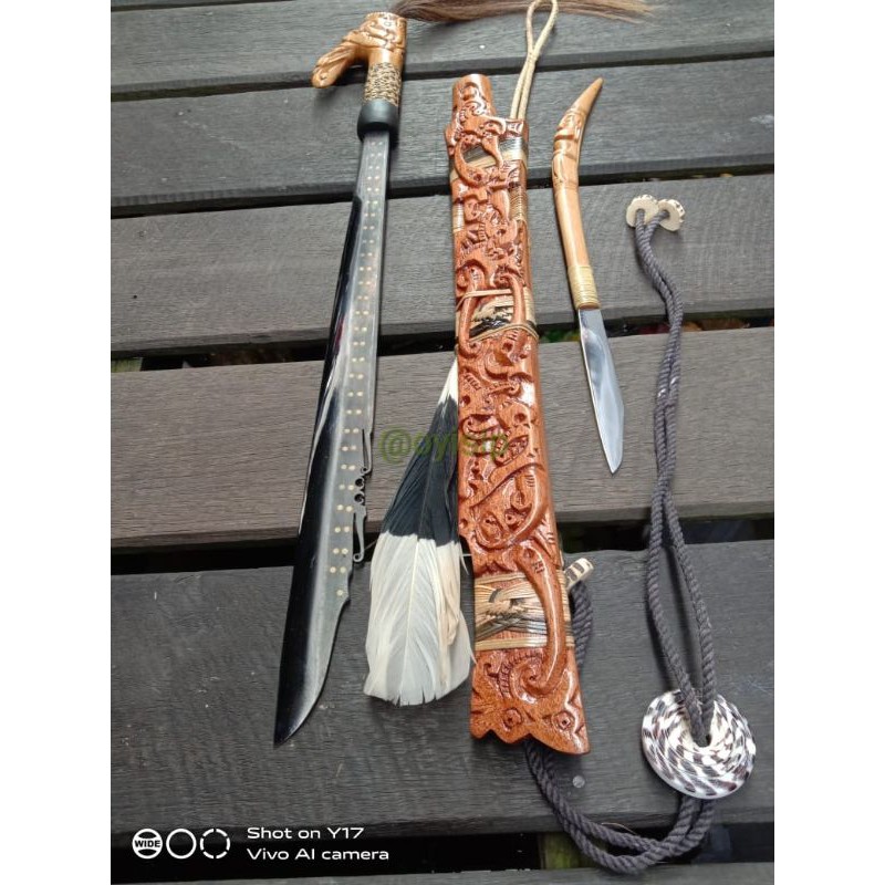 Mandau Khas Dayak Kalimantan | Mandau | Dayak | Borneo | Kalimantan