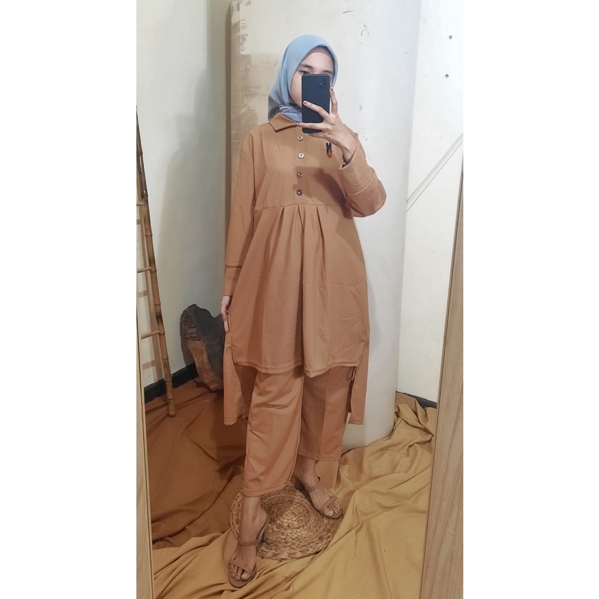 Setelan Wanita One Set Muslim Murah Terbaru Emira Wafel Velvet Premium LD 106 cm Fit L-XL