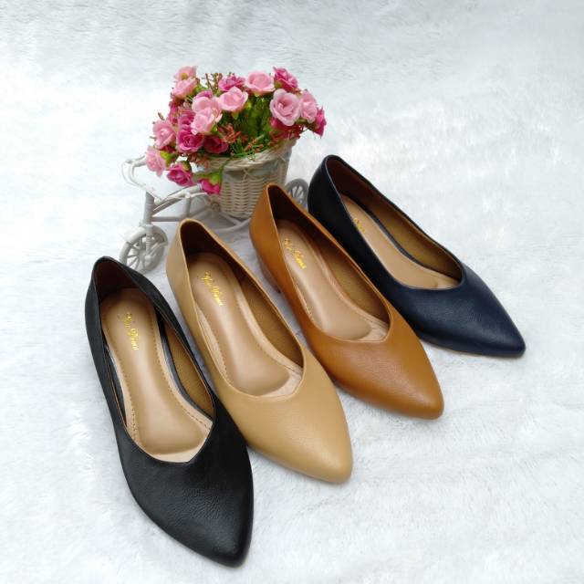 Sepatu Pantofel Wanita Heels 3  Cm Sol Non Slip karet ( Premium )