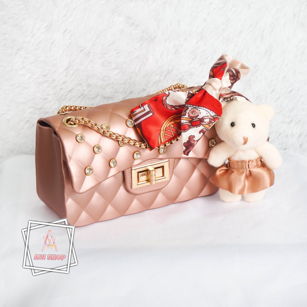 Tas Selempang Wanita Jelly Matte Kotak Diamond Size 18 Cm (Gratis Boneka Dan Syal)