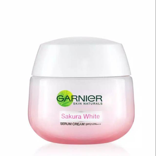 Garnier Sakura White