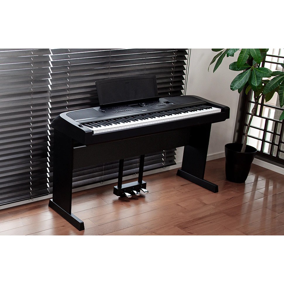 Digital Piano Yamaha DGX 670 / Yamaha DGX 670 / Yamaha DGX-670