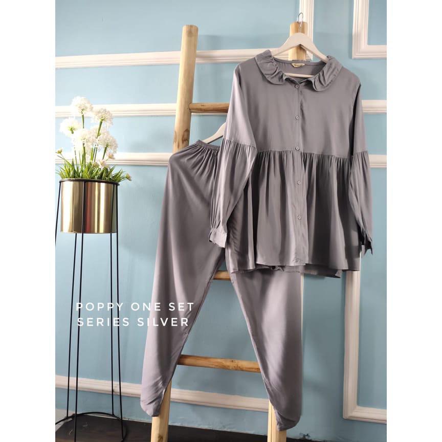POPPY ONE SET RAYON POLOS BUSUI FRIENDLY-SILVER