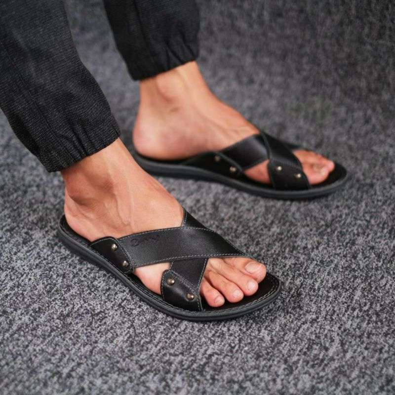 BRLN 003 Black Sandal Pria Casual Kulit Asli Terbaru Sendal Slide Selop Santai Harian Warna Hitam